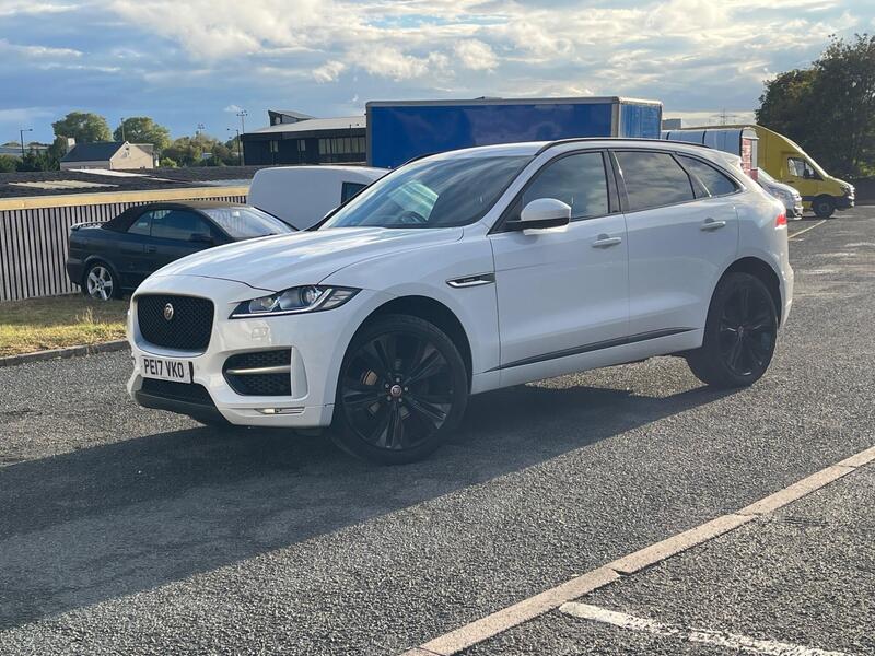 2017 Jaguar F-PACE 2.0 D180 R-Sport AWD - photo 1